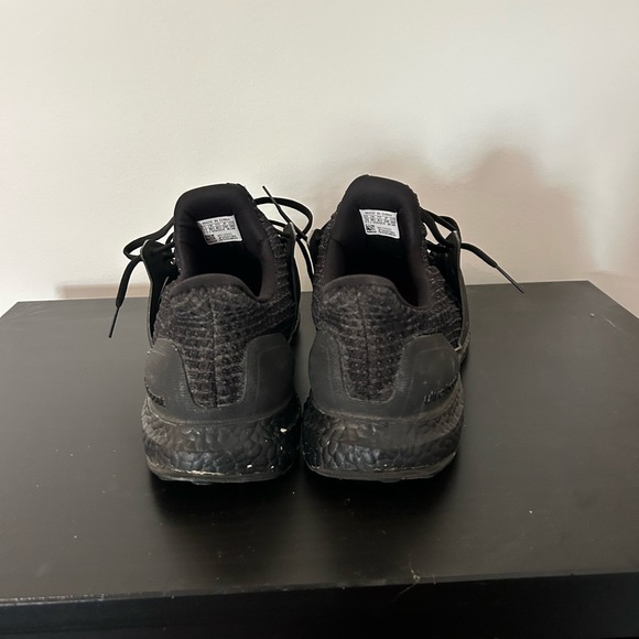 Adidas Ultraboost - Picture 6 of 9